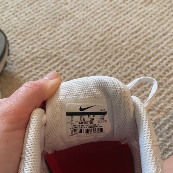 White Nike Tennis Shoes - Picture 4 of 4